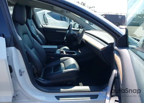 2021 Tesla Model 3 Long Range Dual Motor All-Wheel Drive from USA, damaged, VIN 5YJ3E1EB5MF015406